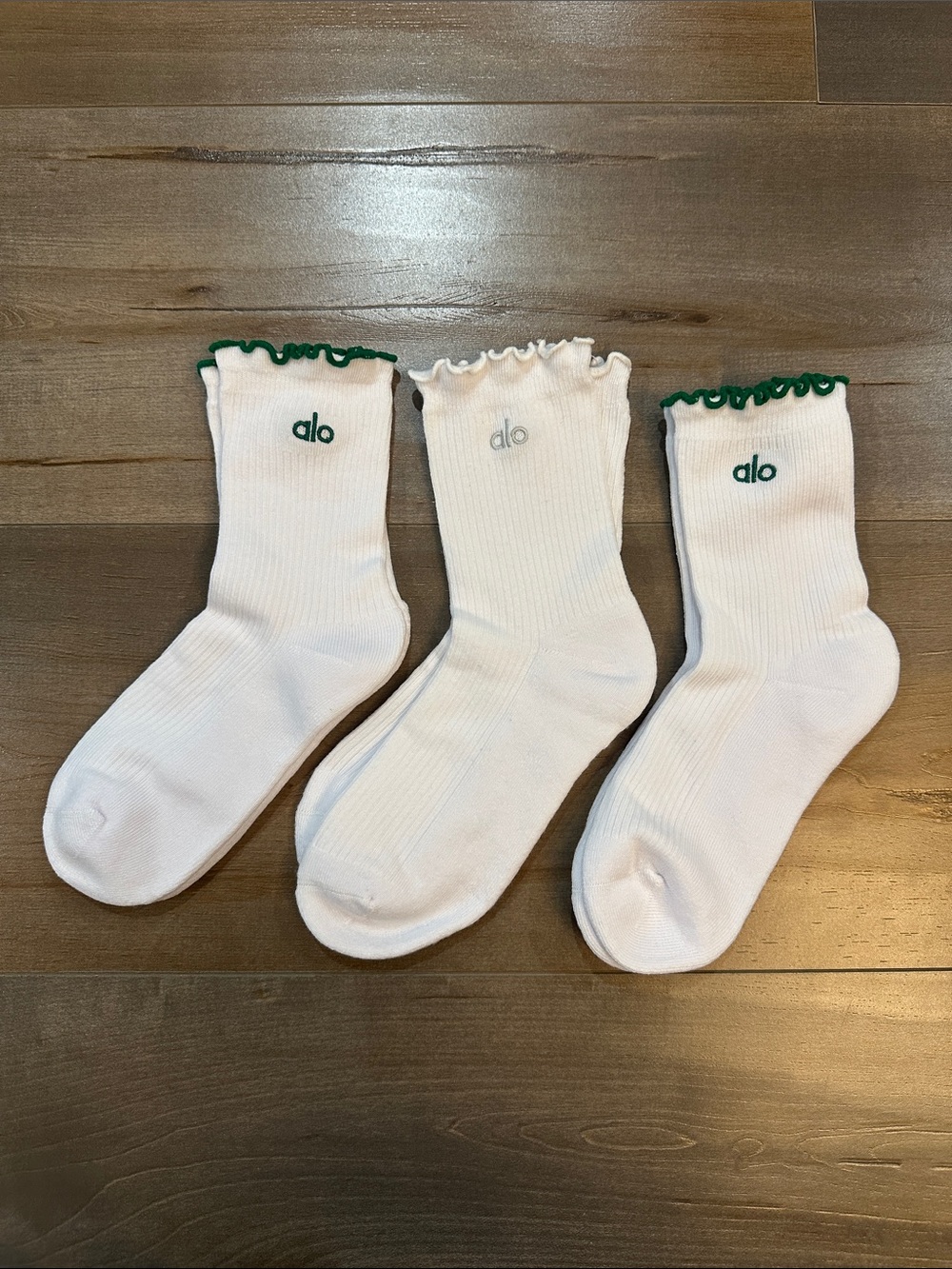 ALO Yoga White Crew Socks with Green Trim - 3-Pack